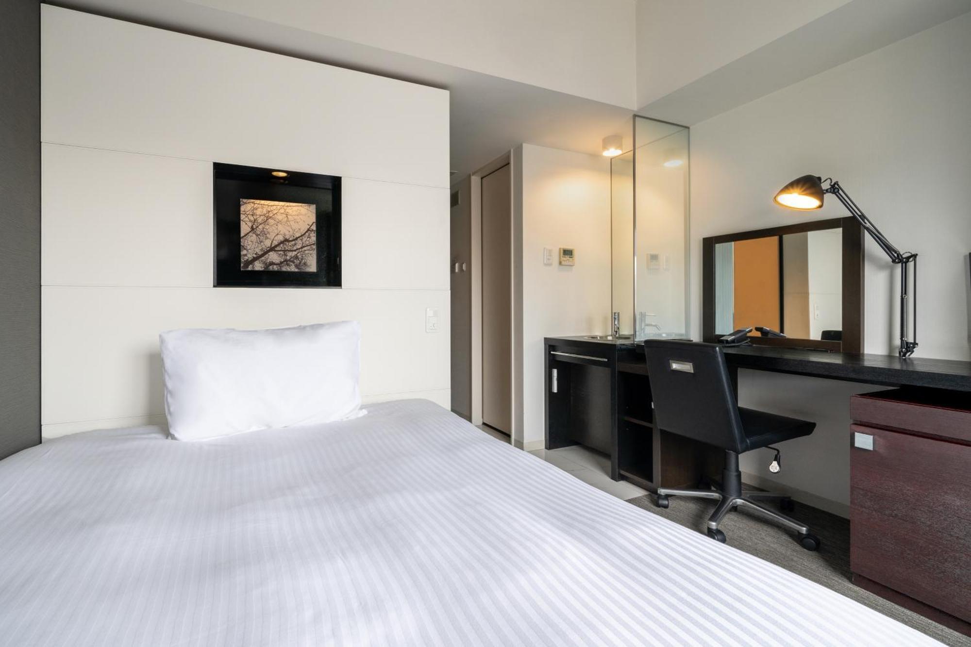 Hotel Vista Sapporo Odori Екстер'єр фото